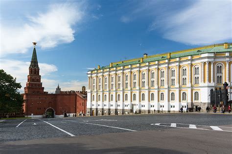 Оружейная палата в москве