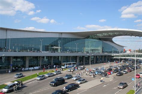 Самый большой аэропорт в россии