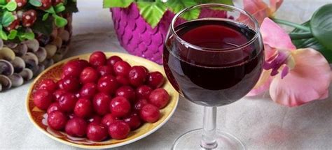 Вино из вишни с косточками
