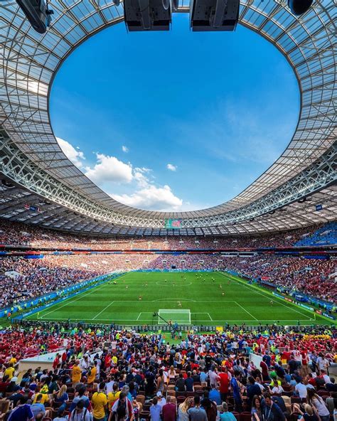 Самый большой стадион в мире