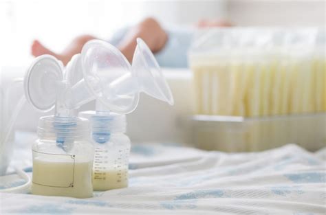 Сколько хранится грудное молоко