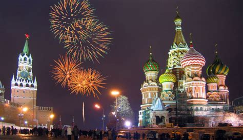 Что празднуют сегодня в россии